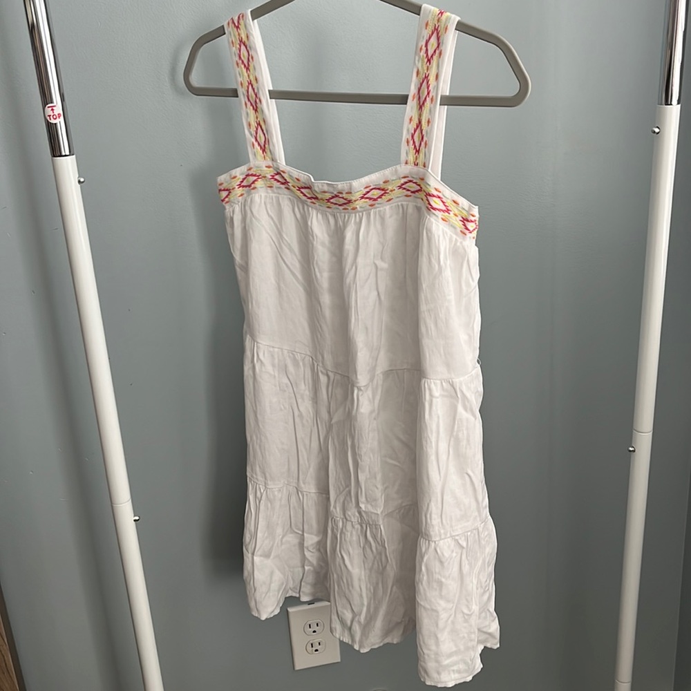 White, Sun dress, Missing a button, Size XXS
